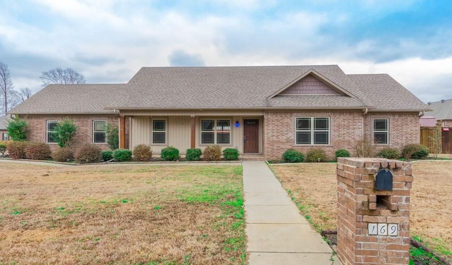 169 Creekside Dr, Austin, AR 72007 - 3 Beds, 2 Bath