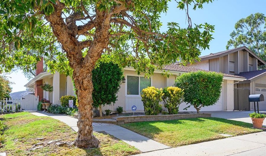 10047 Canyonview Ct, Spring Valley, CA 91977 - 3 Beds, 2 Bath