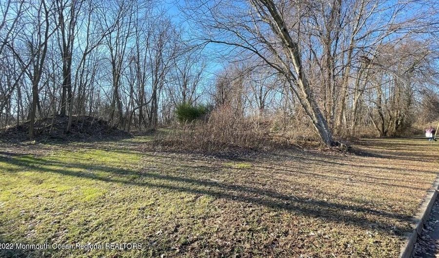 0 Clinton St, North Middletown, NJ 07748 - 0 Beds, 0 Bath