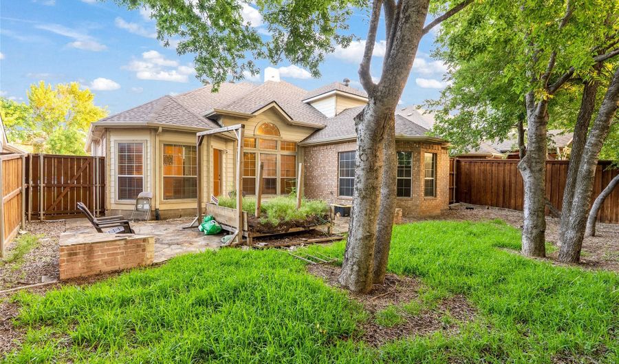 1317 Chardonnay Dr, Allen, TX 75002 - 5 Beds, 3 Bath