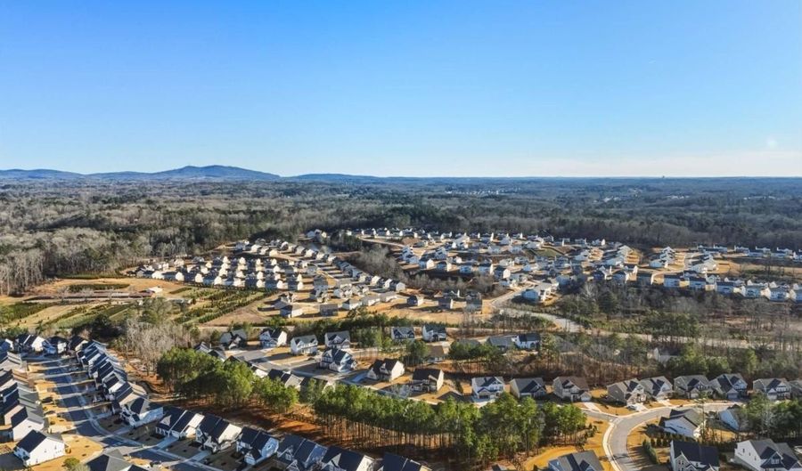 8150 Brewton Bnd, Ball Ground, GA 30107 - 5 Beds, 3 Bath