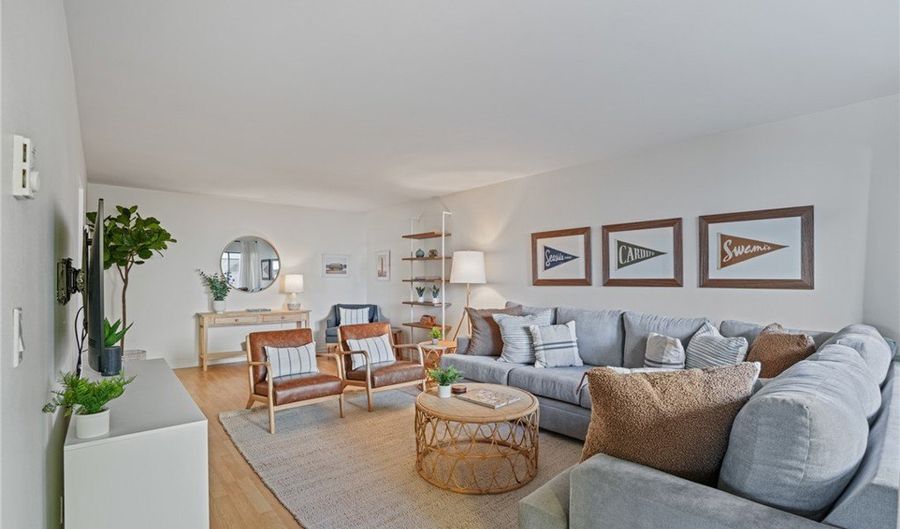 844 S Sierra, Solana Beach, CA 92075 - 3 Beds, 3 Bath