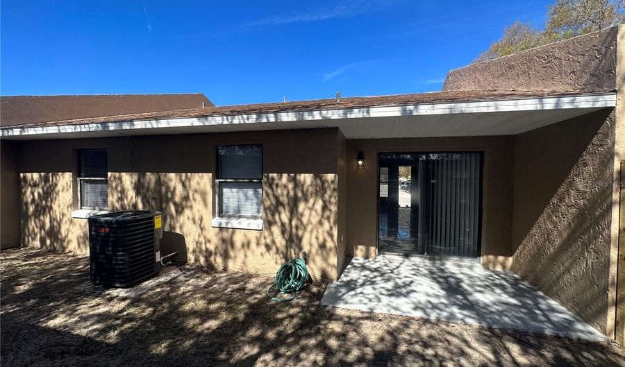 185 LAKESIDE HILLS Loop, Auburndale, FL 33823 - 3 Beds, 2 Bath