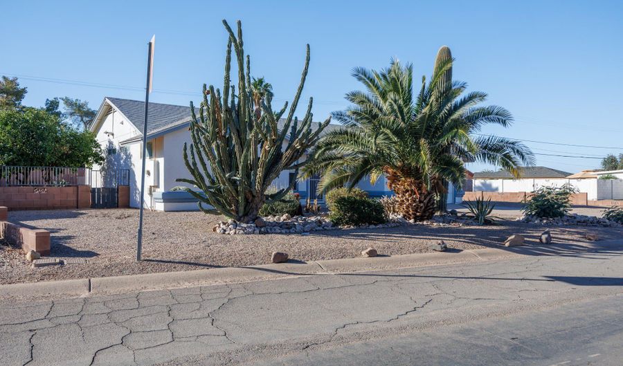 9163 W SANTA CRUZ Blvd, Arizona City, AZ 85123 - 2 Beds, 2 Bath