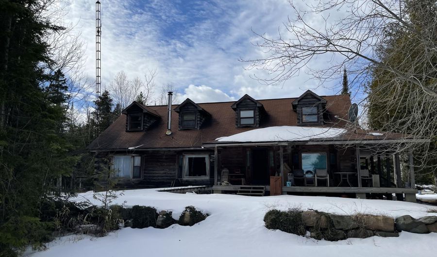 8610 Lincoln Bay Dr, Alpena, MI 49707 - 4 Beds, 3 Bath