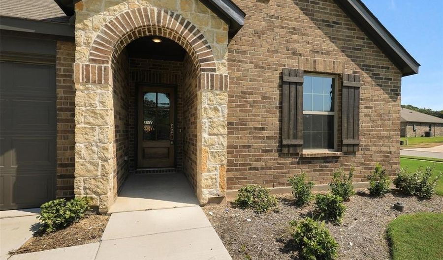 1904 Saint James Place Ln, Anna, TX 75409 - 4 Beds, 2 Bath