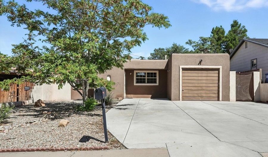 1632 Columbia Dr SE, Albuquerque, NM 87106 - 4 Beds, 2 Bath