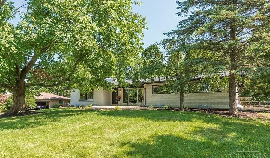 7410 Lawyer Rd, Anderson Twp., OH 45244 - 3 Beds, 4 Bath