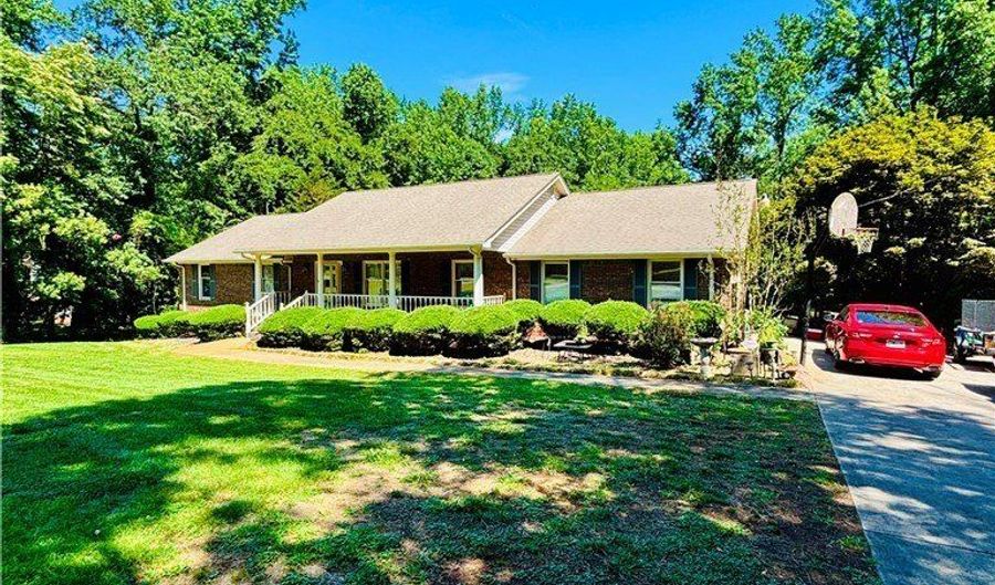 110 Saxon Woods Dr, Athens, GA 30607 - 3 Beds, 3 Bath