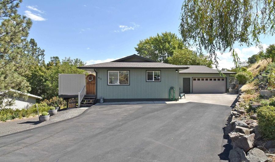 413 Garfield St, Asotin, WA 99402 - 3 Beds, 3 Bath