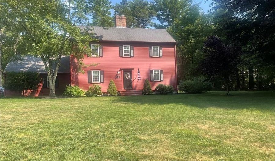 25 Keith Dr, Hopkinton, RI 02832 - 3 Beds, 3 Bath