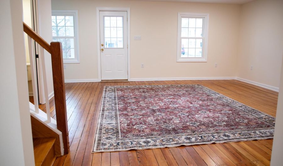 305 MAIN St N, Boonsboro, MD 21713 - 3 Beds, 3 Bath