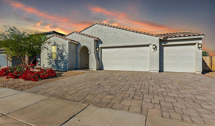 2050 E PIEDMONT Pl, Casa Grande, AZ 85122 - 3 Beds, 3 Bath