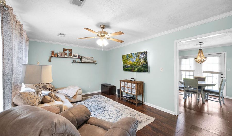 128 Taylor Dr, Bells, TN 38006 - 3 Beds, 3 Bath