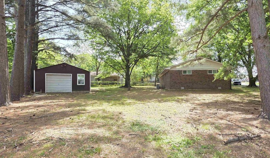 600 Walker St, Bald Knob, AR 72010 - 3 Beds, 2 Bath