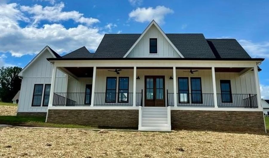 20235 Yeary Trl, Abingdon, VA 24211 - 4 Beds, 4 Bath