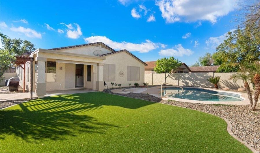 440 N Roger Way, Chandler, AZ 85225 - 3 Beds, 2 Bath