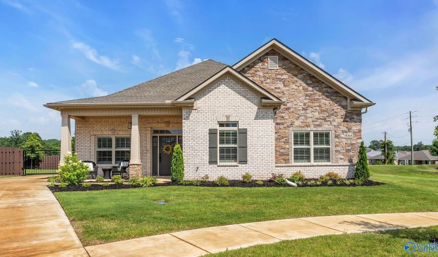 14368 White Creek Trl, Athens, AL 35611 - 3 Beds, 2 Bath