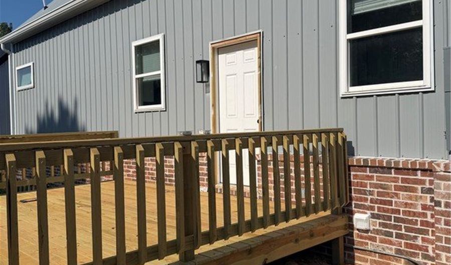 248 SW 4th, Atkins, AR 72823 - 3 Beds, 2 Bath