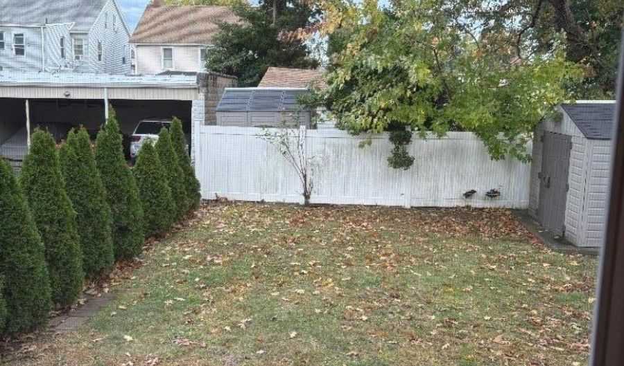 428 Cortlandt St, Belleville, NJ 07109 - 3 Beds, 2 Bath