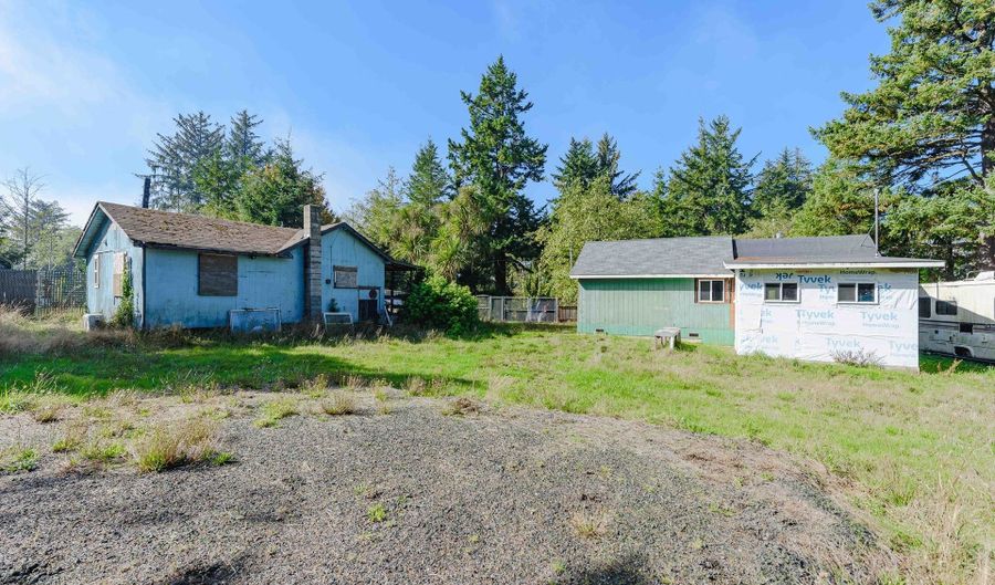 64335 ROY Rd, Coos Bay, OR 97420 - 2 Beds, 1 Bath