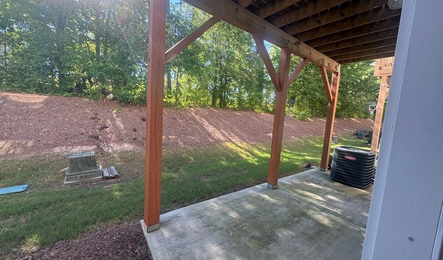 1026 Diamond Dove Ln, Apex, NC 27502 - 5 Beds, 4 Bath