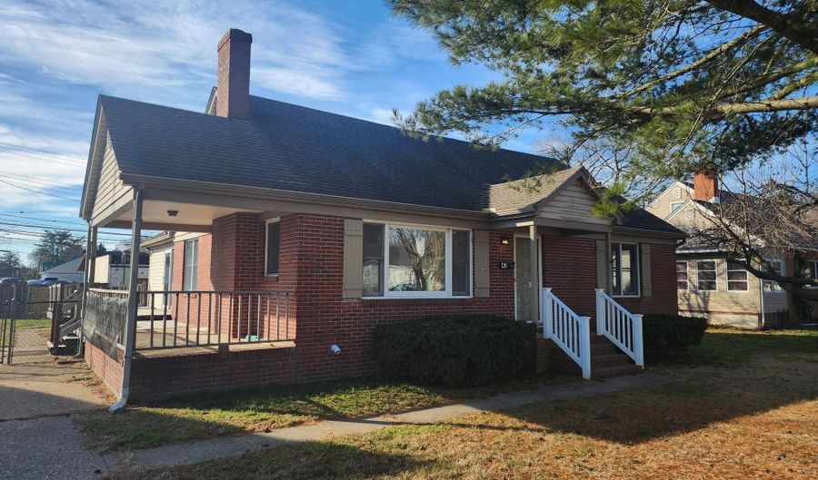 42 S EDGEHILL Ave, Dover, DE 19901 - 4 Beds, 2 Bath