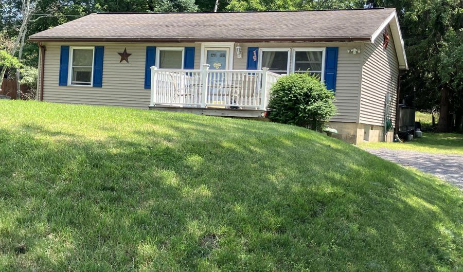 338 Mountain Rd, Albrightsville, PA 18210 - 3 Beds, 2 Bath