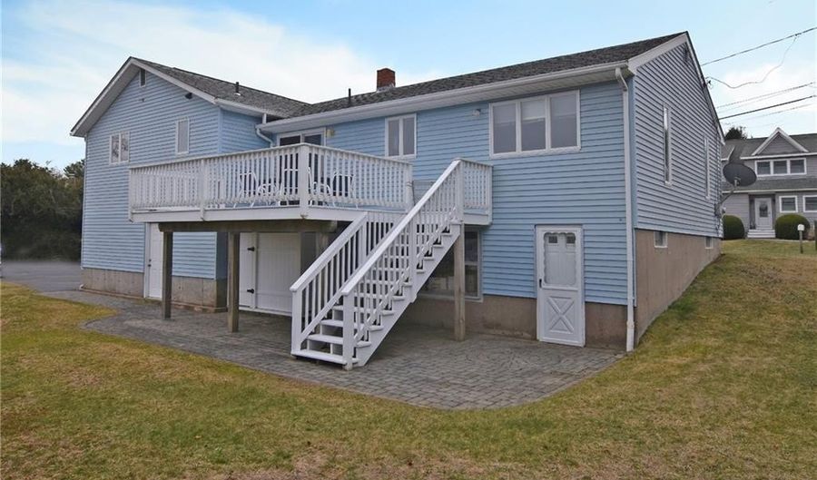 151 E Shore Rd, Narragansett, RI 02882 - 3 Beds, 2 Bath