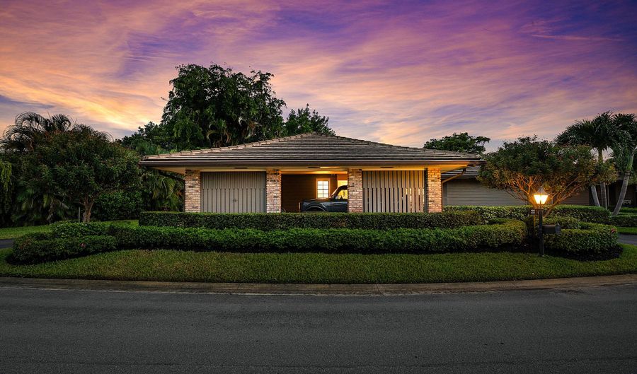 629 Cypress Key Cir, Atlantis, FL 33462 - 3 Beds, 2 Bath
