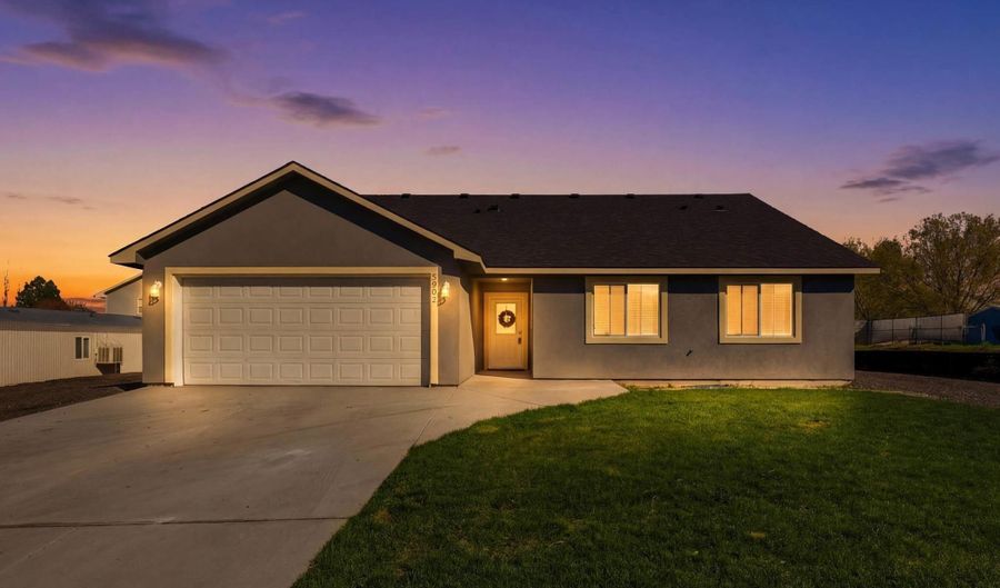 3902 W Snow Ln, Benton City, WA 99320 - 3 Beds, 2 Bath