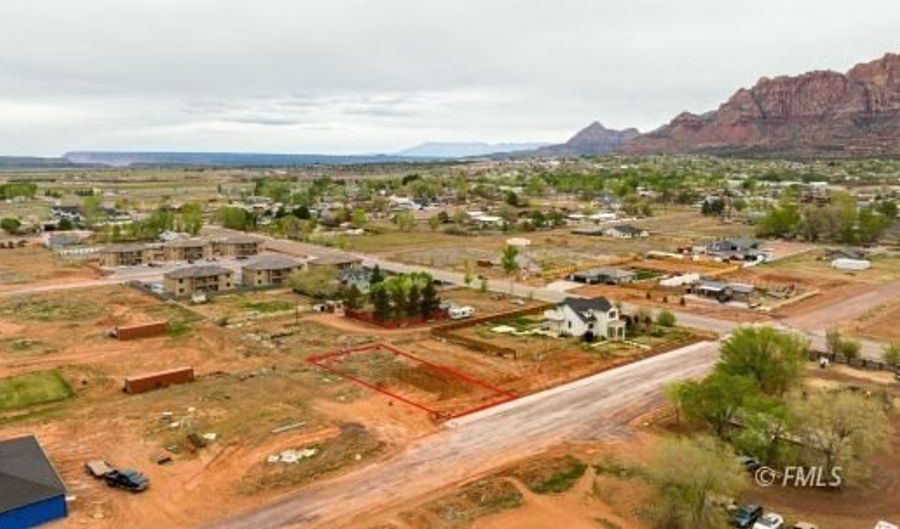 425 C S Pioneer Ave, Colorado City, AZ 86021 - 0 Beds, 0 Bath