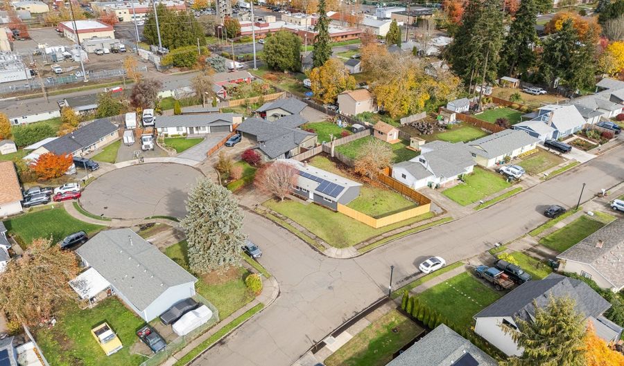 3980 SW 208TH Ct, Beaverton, OR 97078 - 3 Beds, 1 Bath