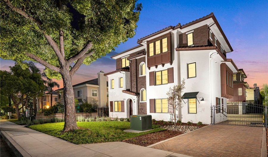 905 Sunset Blvd A, Arcadia, CA 91007 - 3 Beds, 3 Bath