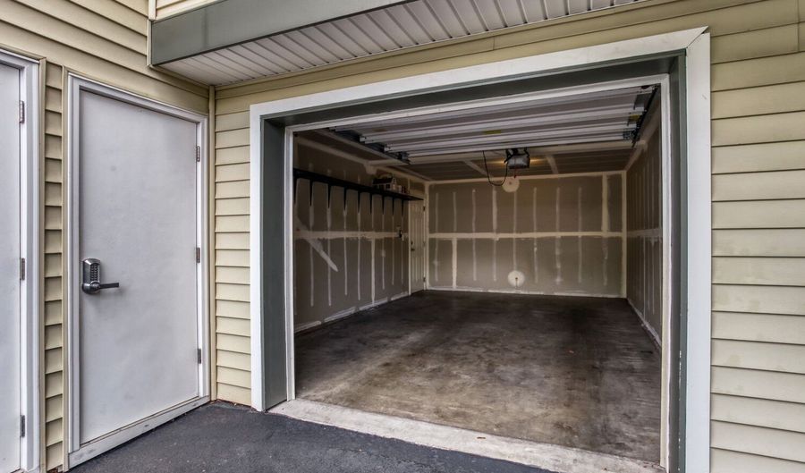 720 NW 185TH Ave 307, Beaverton, OR 97006 - 2 Beds, 2 Bath