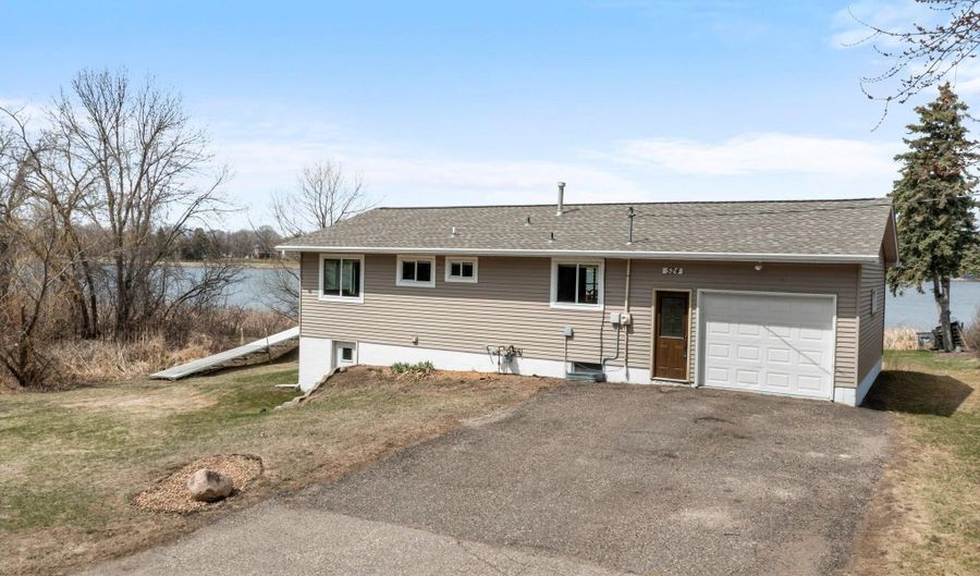 524 Lakeshore Cir, Annandale, MN 55302 - 2 Beds, 2 Bath