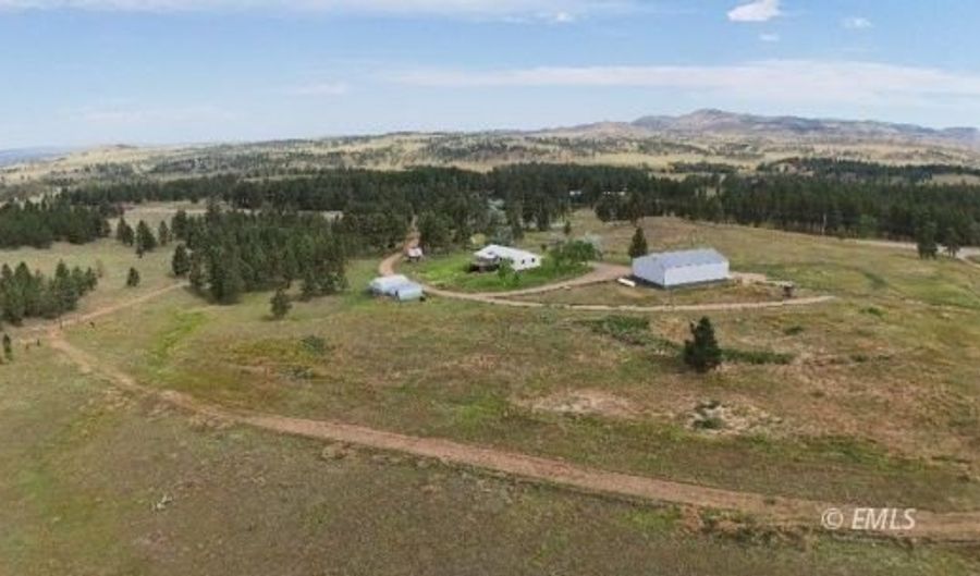 3771 W US HWY 212, Ashland, MT 59003 - 3 Beds, 2 Bath