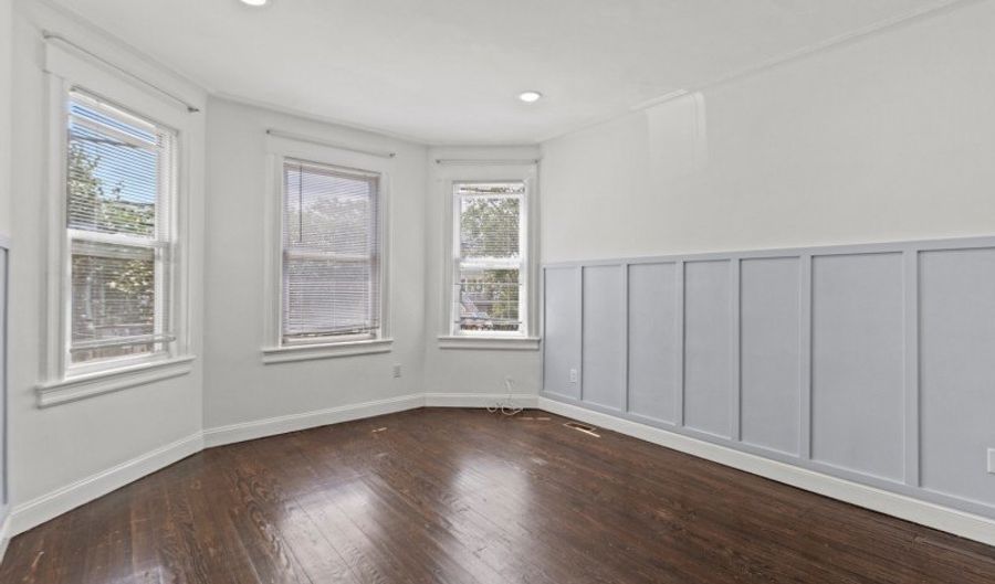 701 Avenue, Bayonne, NJ 07002 - 4 Beds, 2 Bath