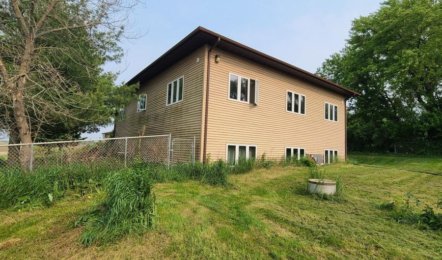 N1569 Highway 22, Arlington, WI 53911 - 7 Beds, 2 Bath