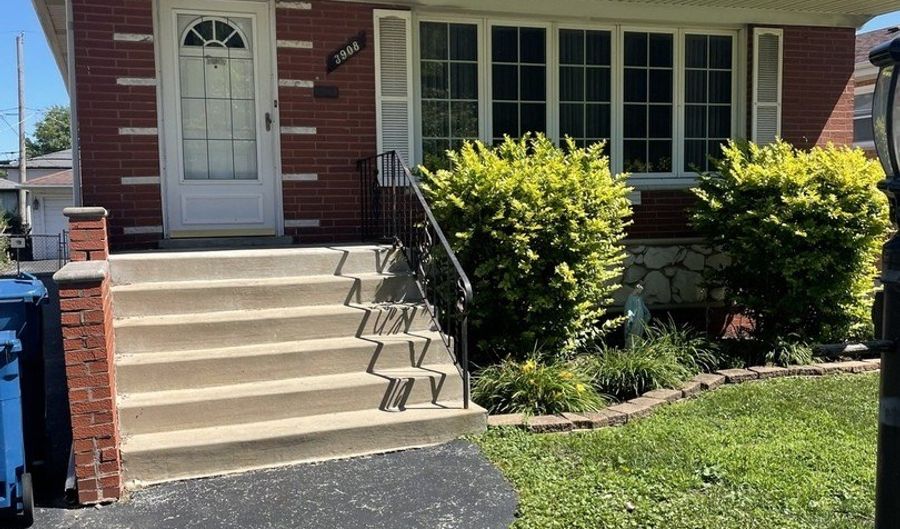 3908 W 117TH St, Alsip, IL 60803 - 3 Beds, 2 Bath