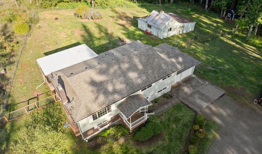 22400 S EVERGREEN Dr, Beavercreek, OR 97004 - 5 Beds, 3 Bath