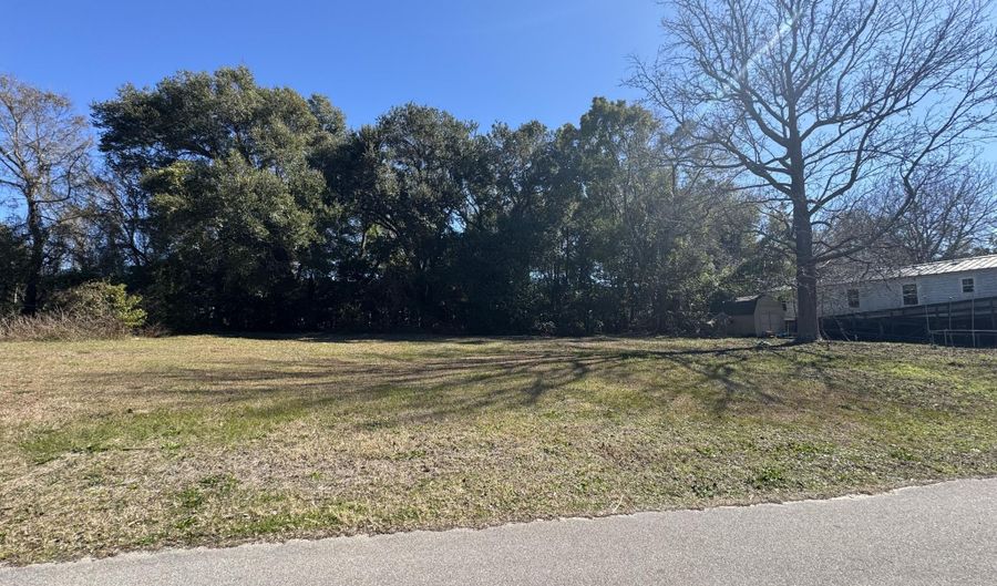 440 Diaz Ave, Biloxi, MS 39530 - 0 Beds, 0 Bath