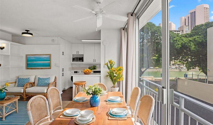 419 A Atkinson Dr 207, Honolulu, HI 96814 - 1 Beds, 1 Bath