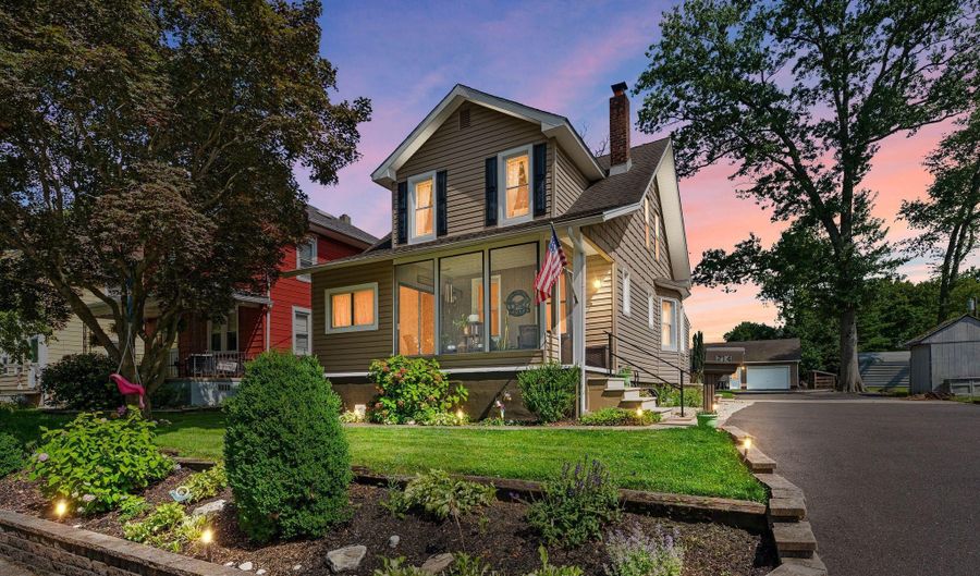 214 SPRUCE St, Audubon, NJ 08106 - 3 Beds, 2 Bath