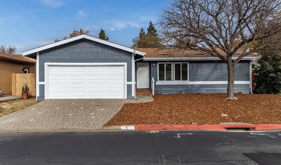 2555 Flosden Rd Unit: 8, American Canyon, CA 94503 - 3 Beds, 2 Bath