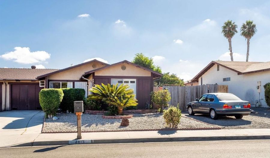 4813 Rising Gln, Oceanside, CA 92056 - 2 Beds, 2 Bath