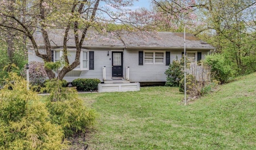 47 Woodland Dr, Alloway, NJ 07462 - 3 Beds, 2 Bath