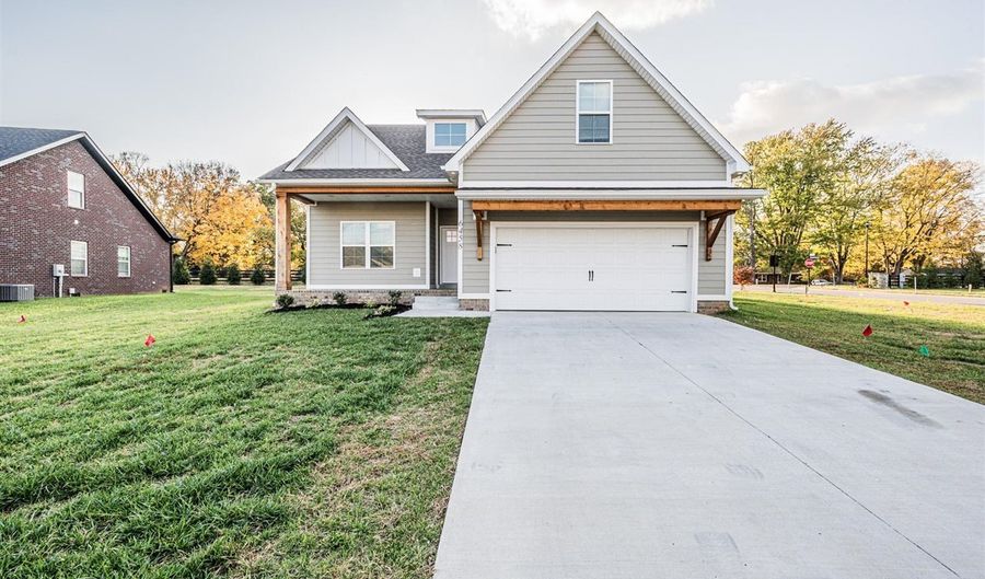 6458 Summer Shade Cir, Alvaton, KY 42122 - 5 Beds, 3 Bath