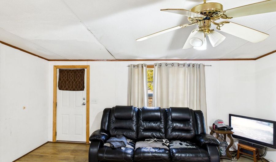 35353 DANNYS Dr, Laurel, DE 19956 - 3 Beds, 2 Bath