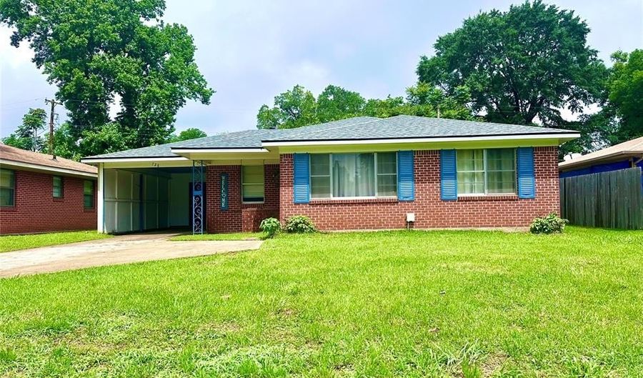728 Kimbrough St, Shreveport, LA 71104 - 3 Beds, 1 Bath